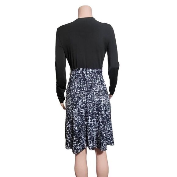 Shein women's long sleeve fit and flare tie front midi dress L - Picture 2 of 7